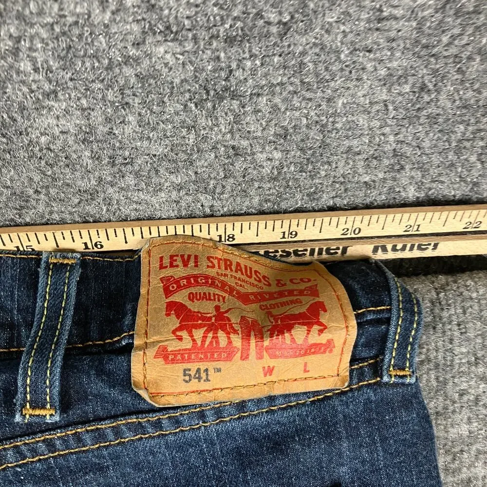 Levi's 541 Dark Wash Jeans Mens Size 44x30 Straight Fit Denim Casual‎ Classic